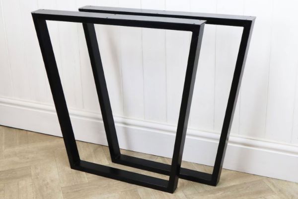 Picture of SYNERGYPLUS H74 Trapezoid Metal Table Legs - Set of 2